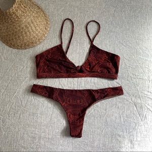 Acacia Amber Python Set